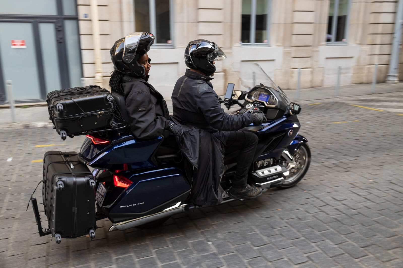 TMF : Le service taxi moto essentiel à Paris